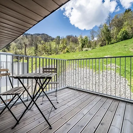 Cerna - By Emerald Les Houches